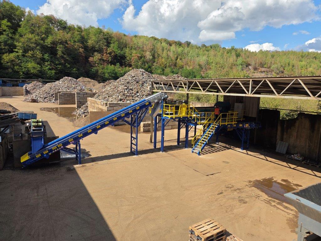 Strojrem industrial conveyor